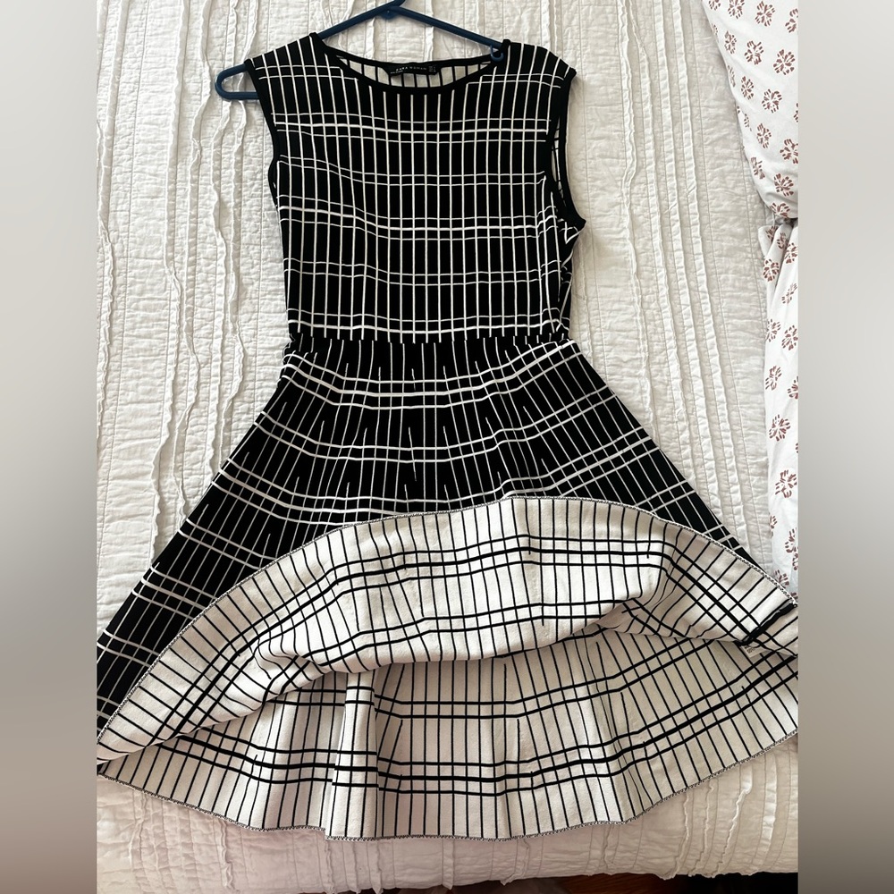 Zara bicolor striped dress